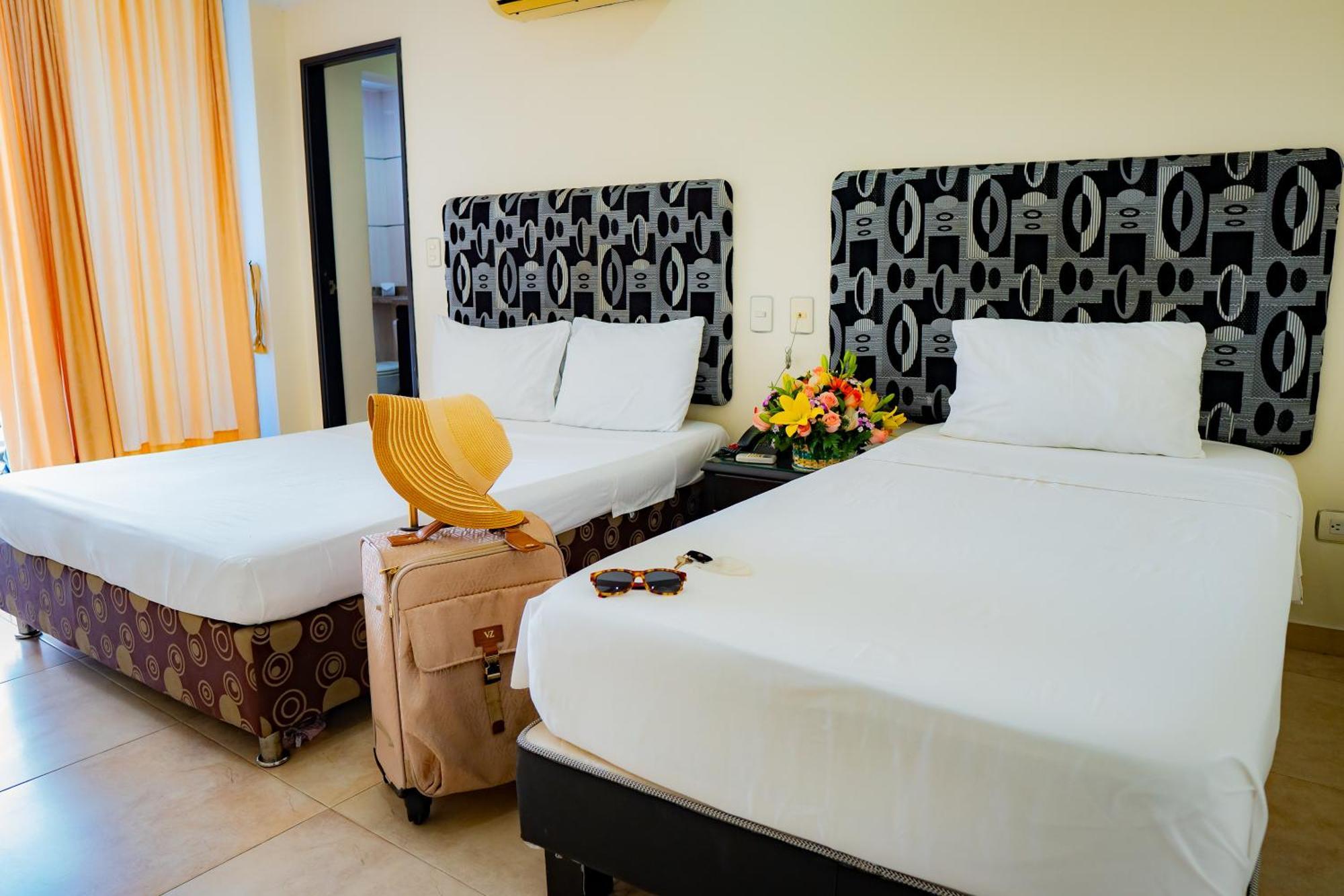 Kalina Hotel Хирардот Экстерьер фото