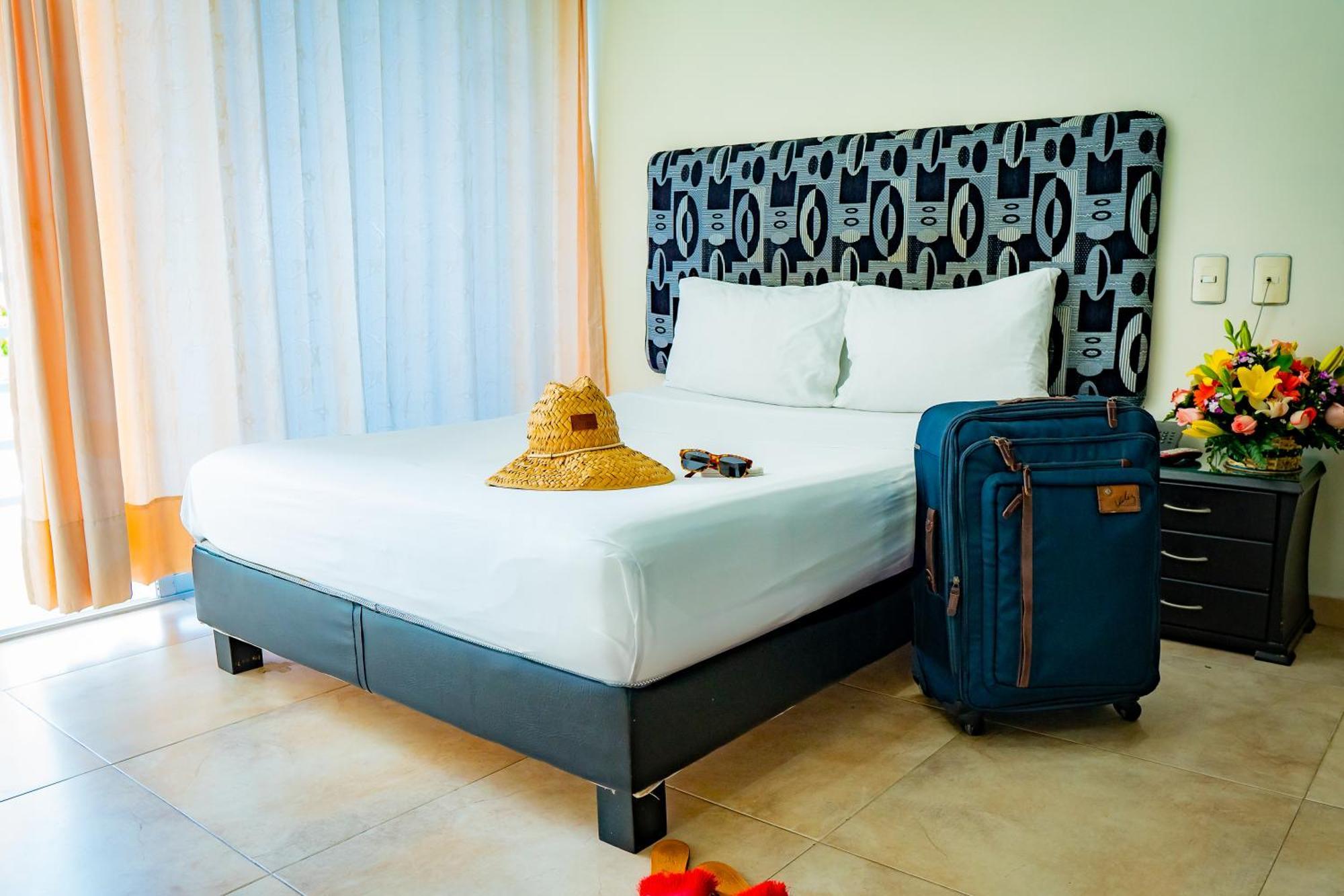 Kalina Hotel Хирардот Экстерьер фото