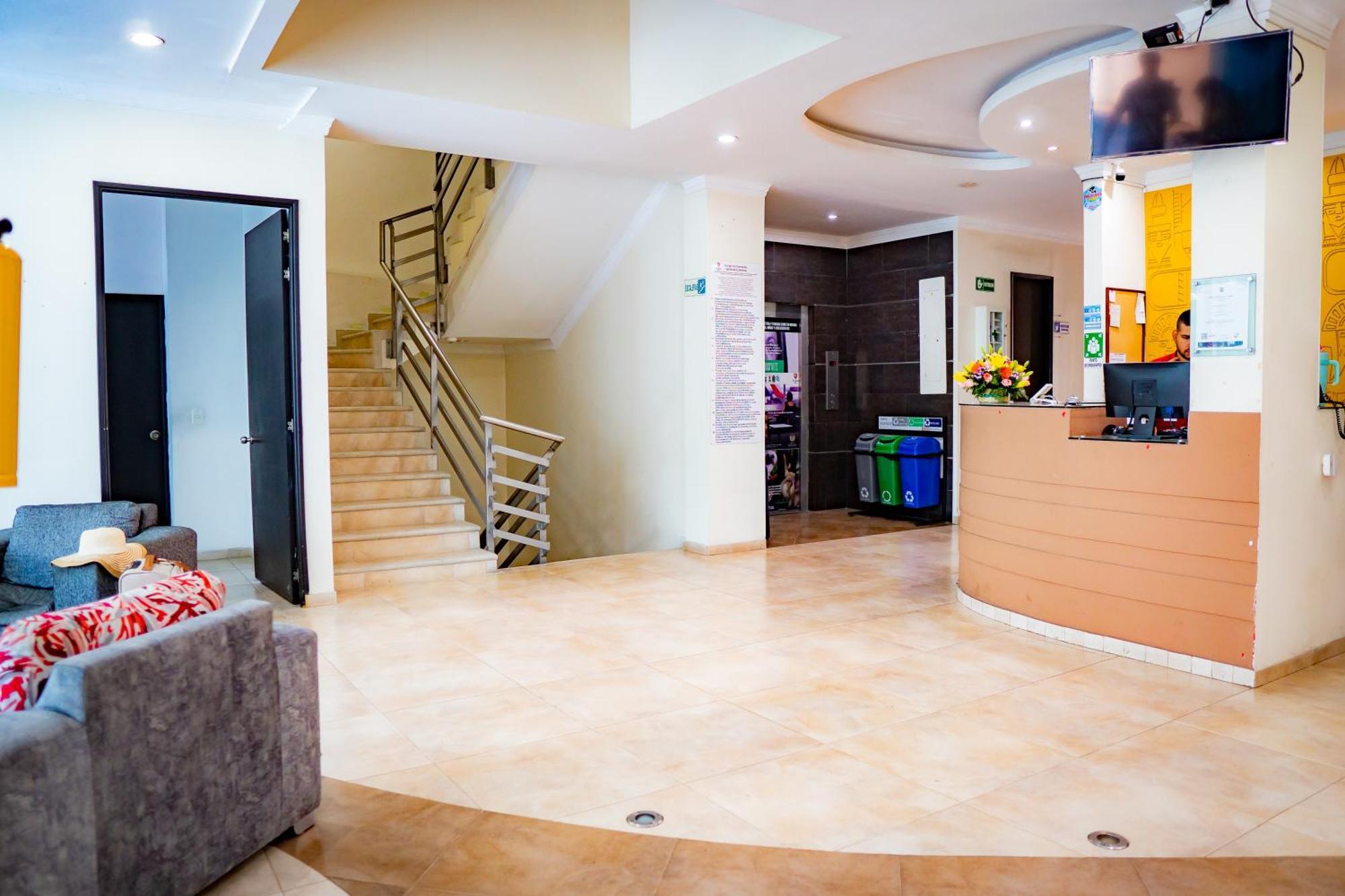 Kalina Hotel Хирардот Экстерьер фото